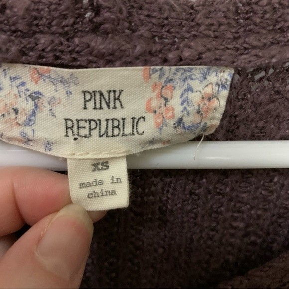 Pink Republic Purple Sweater. Size XS - Picture 3 of 6